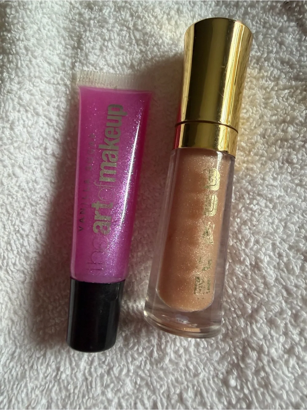 lip liner, lipstick , lip gloss bundle